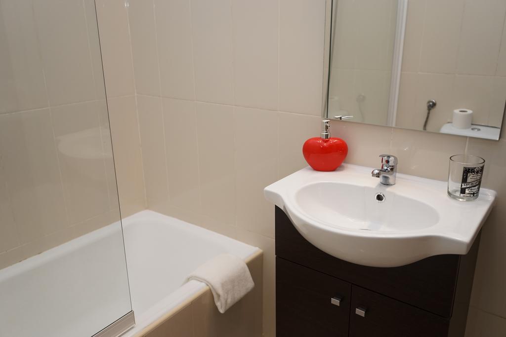 Apartamentos D'Alegria By Amber Star Rent Porto Bagian luar foto